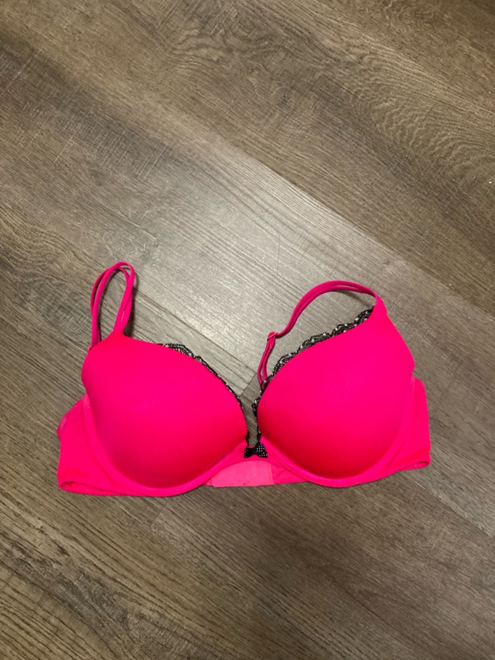 Victoria's Secret Very Sexy Push Up Hot pink Bra Size 36C